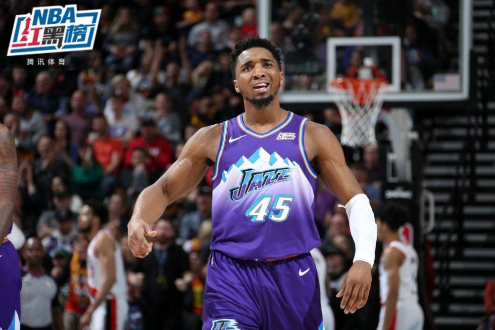  米切尔35+7骑士逆转战胜尼克斯  